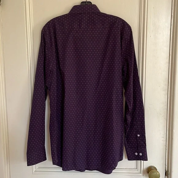 Medium Slim fit Banana Republic Premium Cotton Dress shirt. - Picture 2 of 3